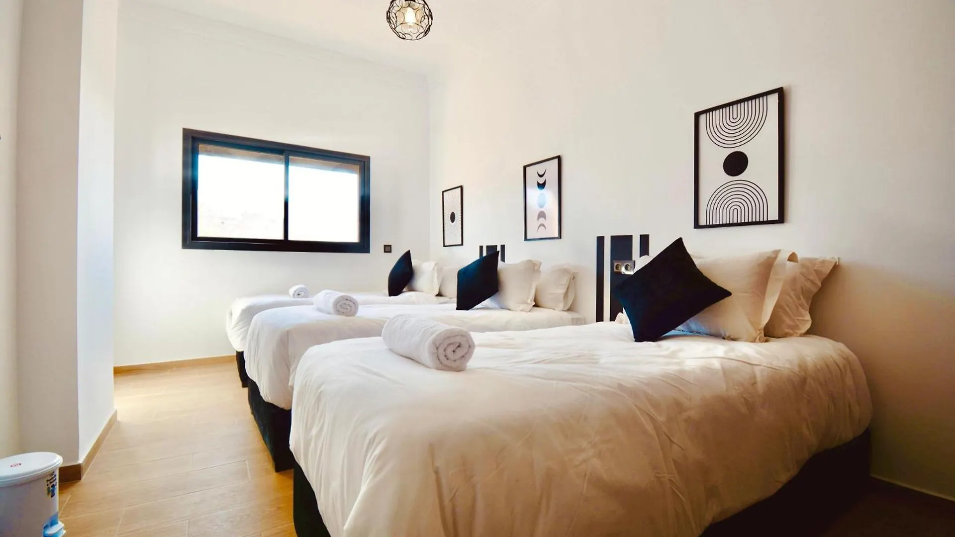 マラケシュDuplex- M Avenue , Swimming Pool , Fibre Optique Wifi , Parking , Gueliz Centreアパートメント マラケシュ