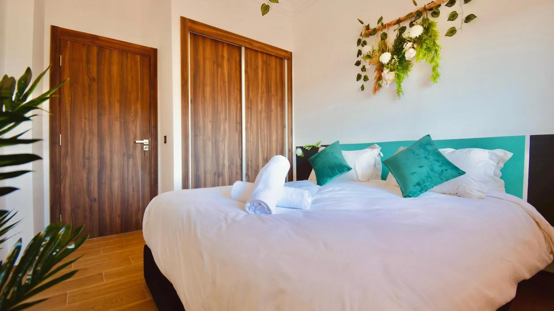 マラケシュDuplex- M Avenue , Swimming Pool , Fibre Optique Wifi , Parking , Gueliz Centreアパートメント