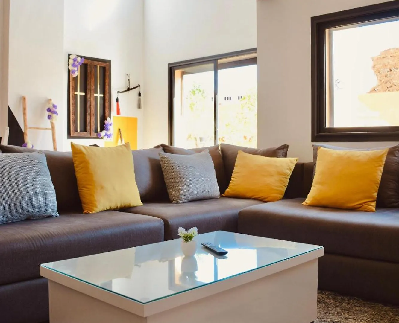 アパート マラケシュDuplex- M Avenue , Swimming Pool , Fibre Optique Wifi , Parking , Gueliz Centreアパートメント